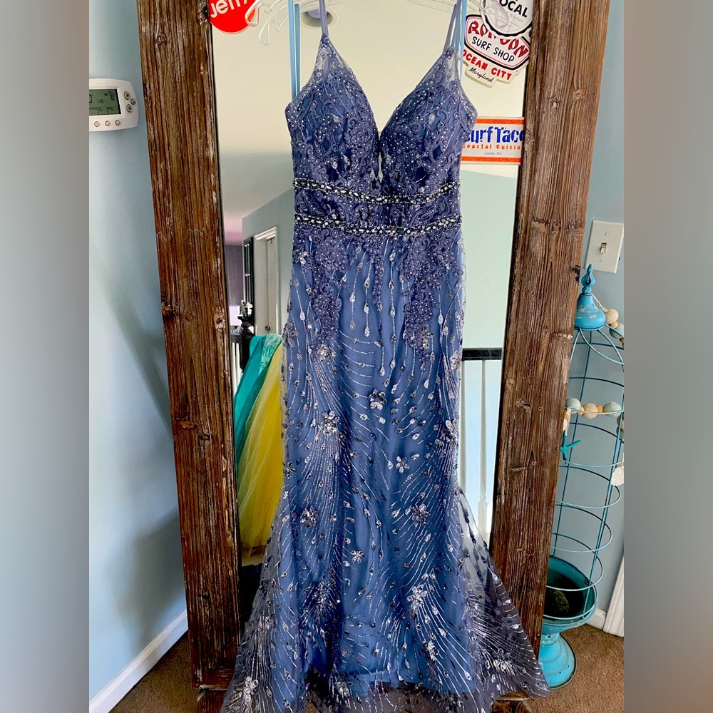 PROM DRESS FOR SALE!!